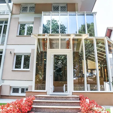 Grand Park & Lejlighed Čačak