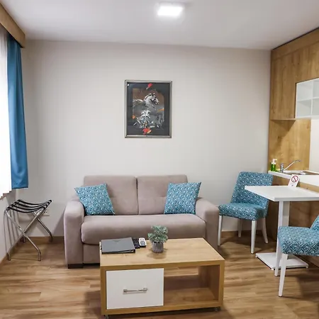 Grand Park & * Čačak